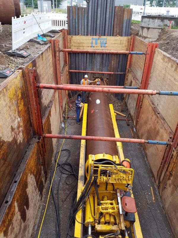 Galeria TRAVESSIA DE ESTRADA PRINCIPAL EM FRAIBURGO